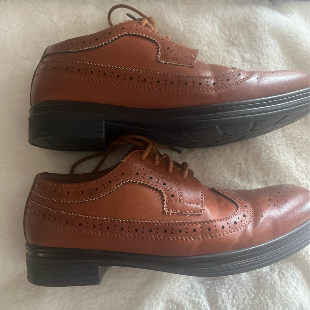 Boys sz 4 Deer Stags Ace Dress Comfort Oxfords